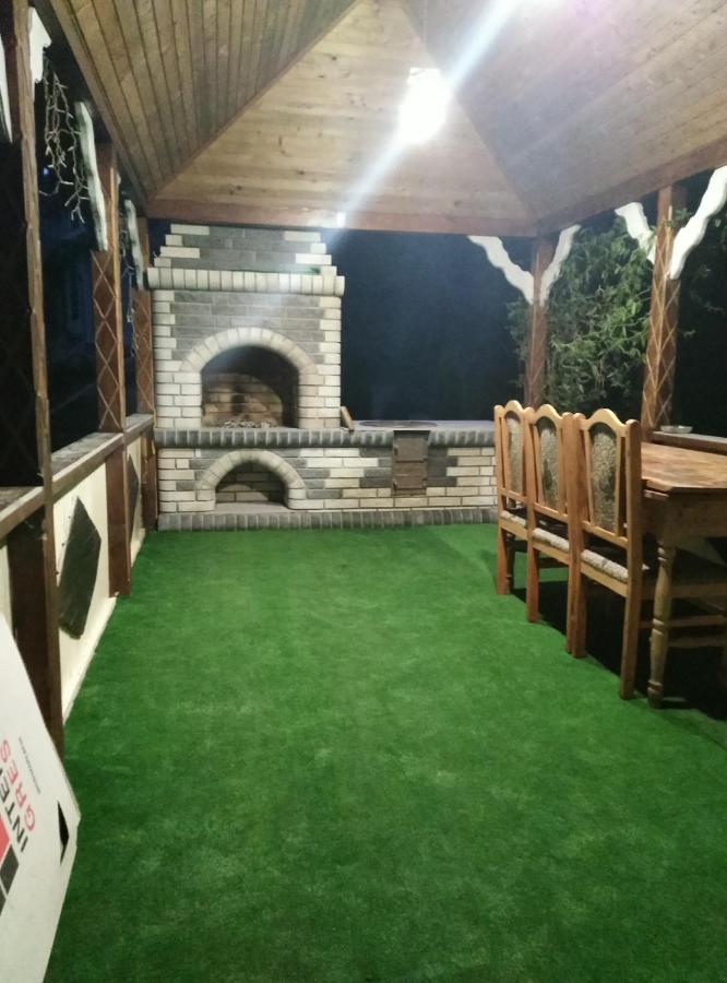 Villa Золото Карпат à Yaremtche Extérieur photo