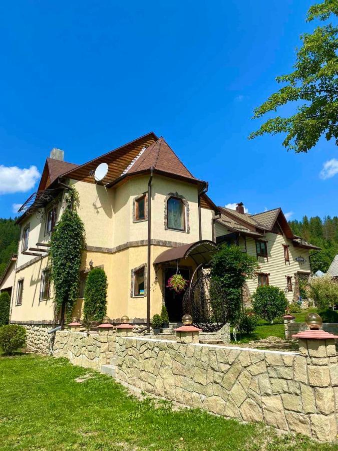 Villa Золото Карпат à Yaremtche Extérieur photo